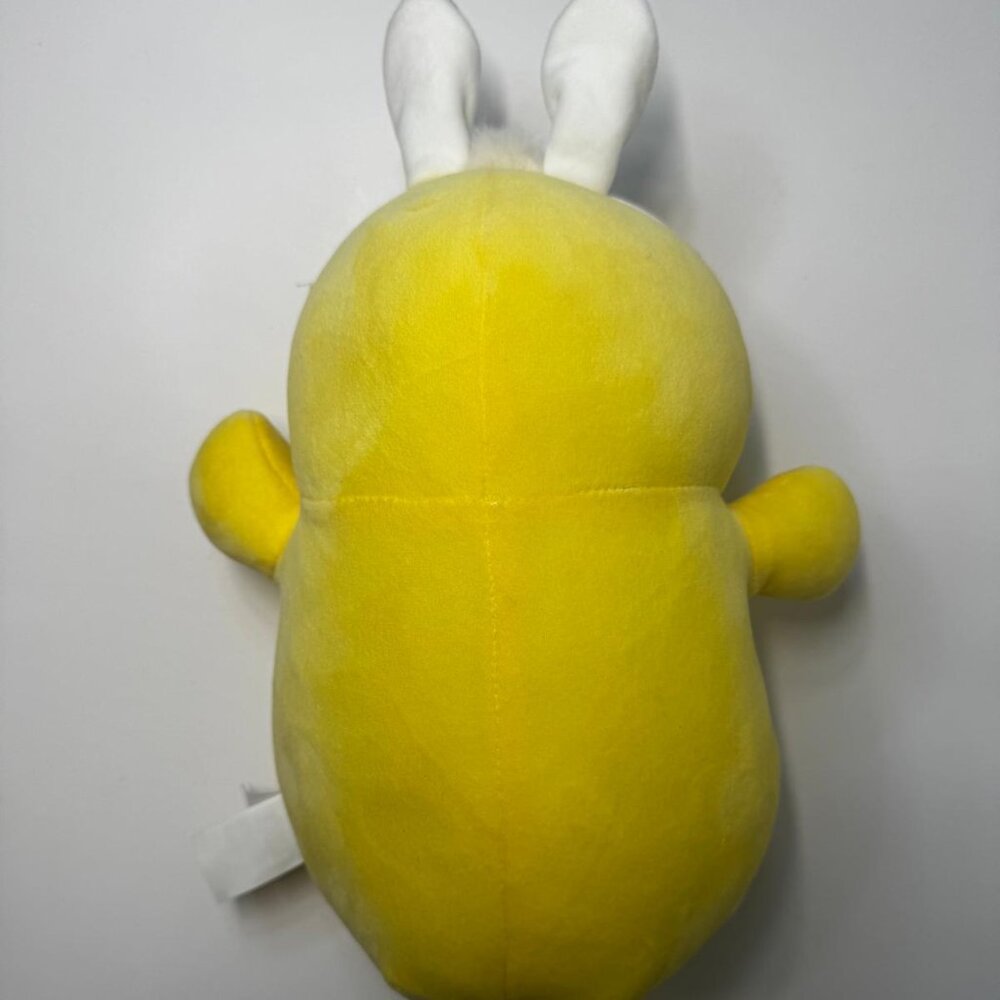 Squishmallows Aimee The Yellow Chick Hugmee Plush Toy - Picture 2 of 5
